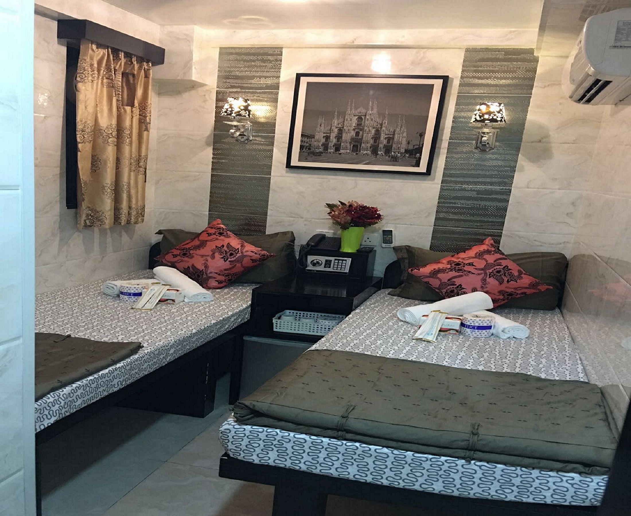 Standard Family / Quadruple Room